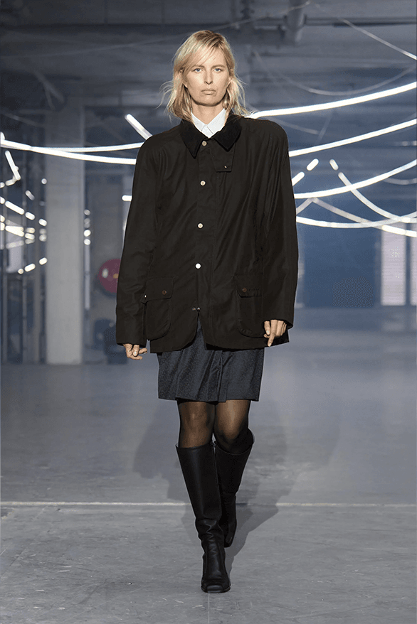 VETEMENTS Spring Summer 2026 Paris Fashion Week menswear womenswear runway show Guram Gvasalia