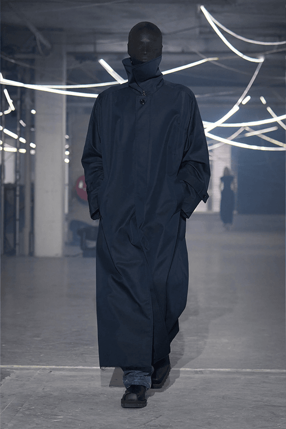 VETEMENTS Spring Summer 2026 Paris Fashion Week menswear womenswear runway show Guram Gvasalia