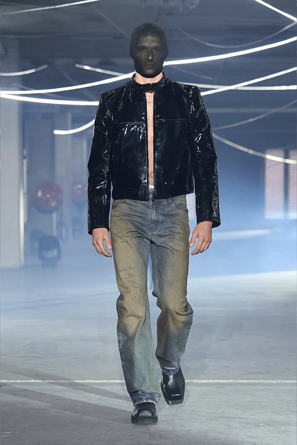 VETEMENTS Spring Summer 2026 Paris Fashion Week menswear womenswear runway show Guram Gvasalia