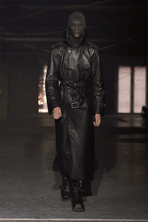 VETEMENTS Spring Summer 2026 Paris Fashion Week menswear womenswear runway show Guram Gvasalia