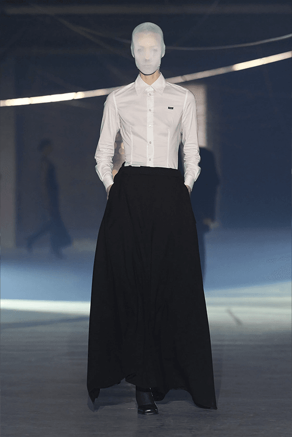 VETEMENTS Spring Summer 2026 Paris Fashion Week menswear womenswear runway show Guram Gvasalia