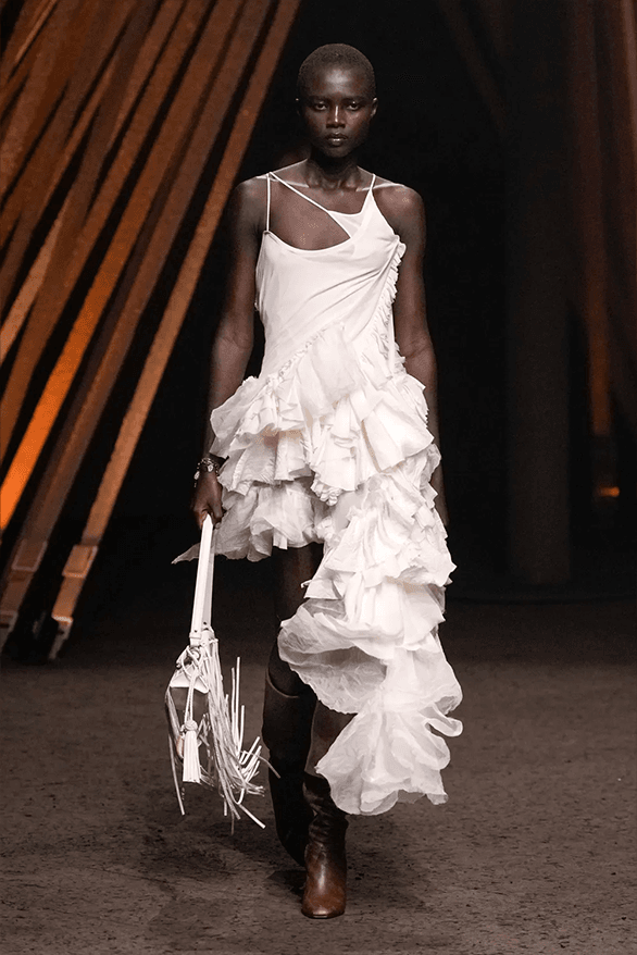 Alexander McQueen Spring Summer 2026 paris fashion week womenswear runway Seán McGirr