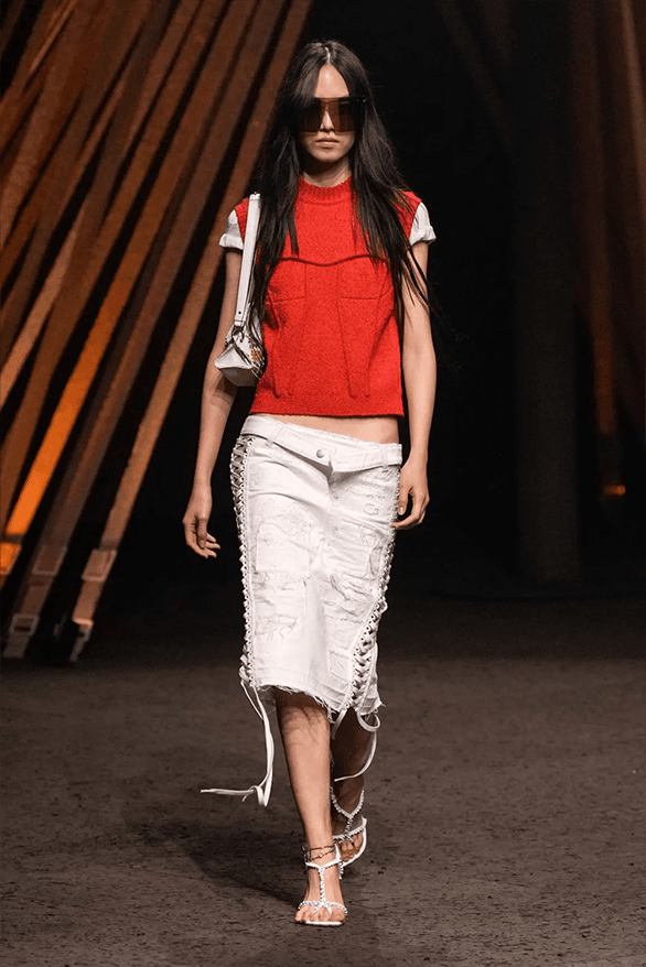 Alexander McQueen Spring Summer 2026 paris fashion week womenswear runway Seán McGirr