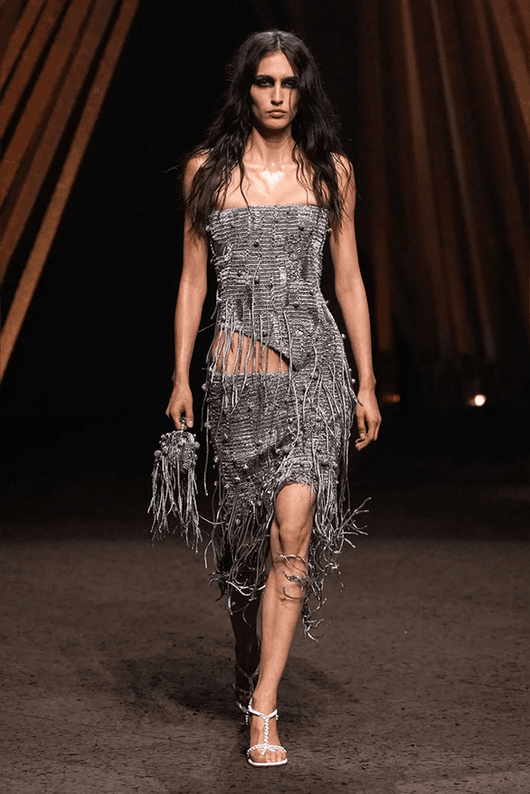 Alexander McQueen Spring Summer 2026 paris fashion week womenswear runway Seán McGirr
