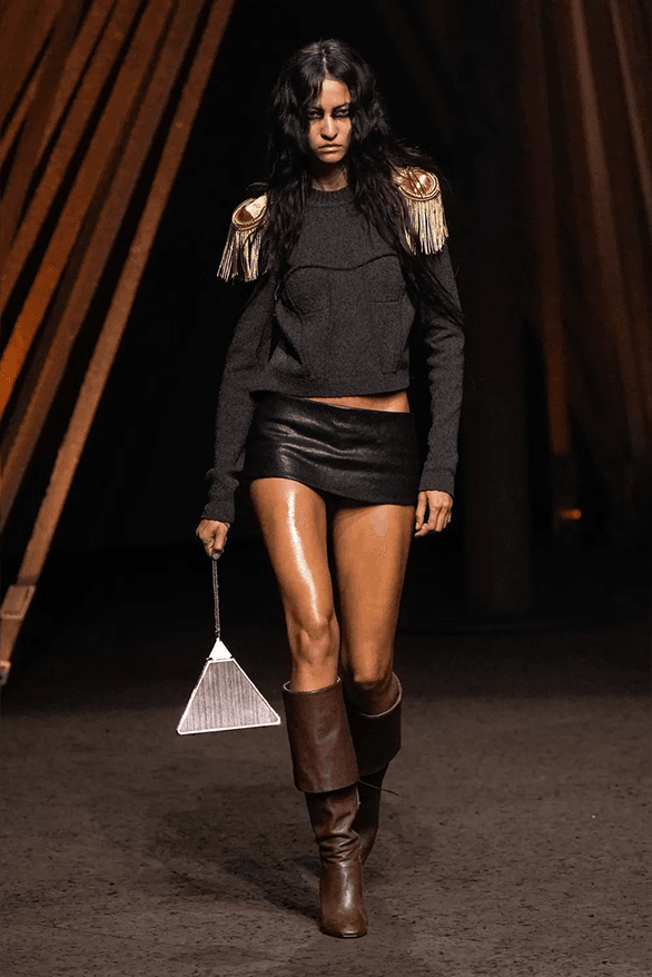 Alexander McQueen Spring Summer 2026 paris fashion week womenswear runway Seán McGirr