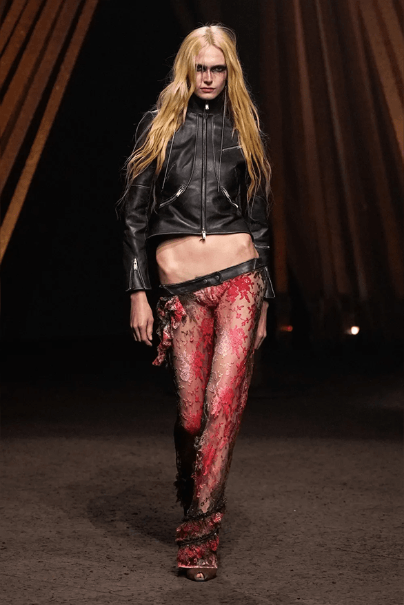 Alexander McQueen Spring Summer 2026 paris fashion week womenswear runway Seán McGirr