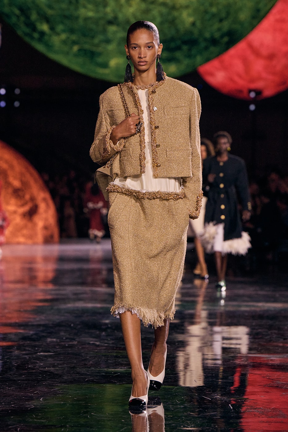 Matthieu Blazy Chanel Debut Paris Fashion Week SS26 Collection modernity luxury fashion french couture