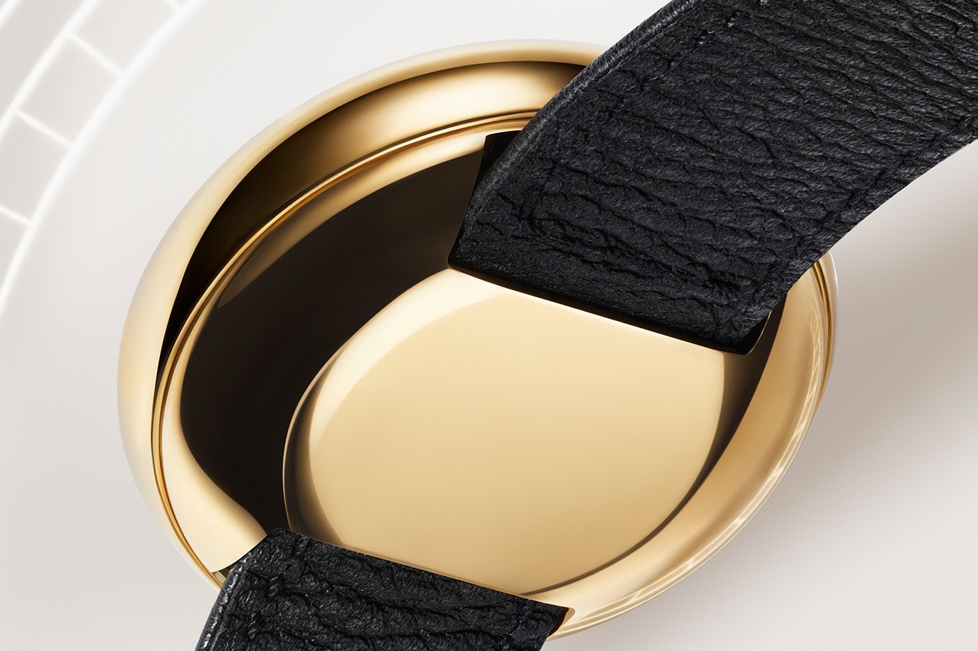 louis vuitton monterey watch 2025 W0YG11 release info
