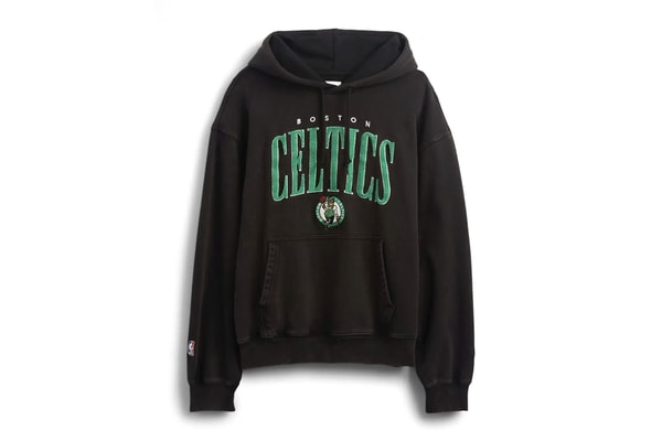 Gap and NBA Join Forces on New Collaboration Ahead of the Season collection release info boston celtics new york knicks los angeles lakers golden state warriors vintage inspired japan exclusive