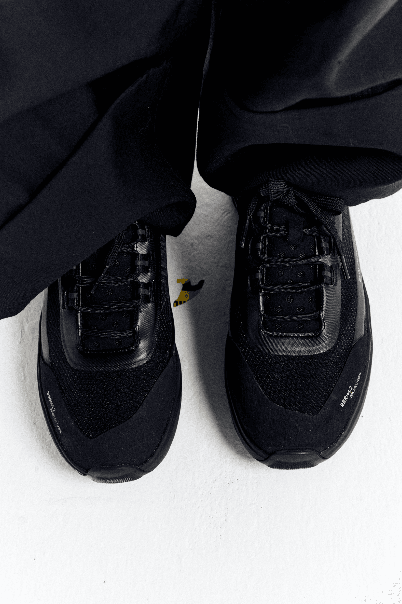 Équipement de Vie Is Reimagining the Boat Shoe for the City for AW25 AW25 “Onshore” campaign Sailing Shoes Deck Shoes Anti-Slip Compound sole, Winch Button heel pad, innovative contour patterning, and integrated drainage channels for enhanced water displacement