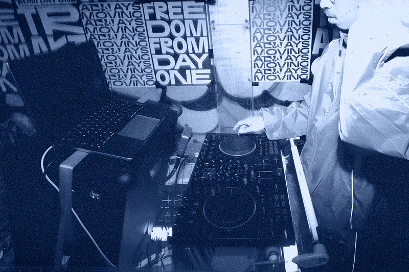 Native Instruments Launches Traktor MX2, a Feature-Packed 2-Channel DJ Controller Pioneer alphatheta denon