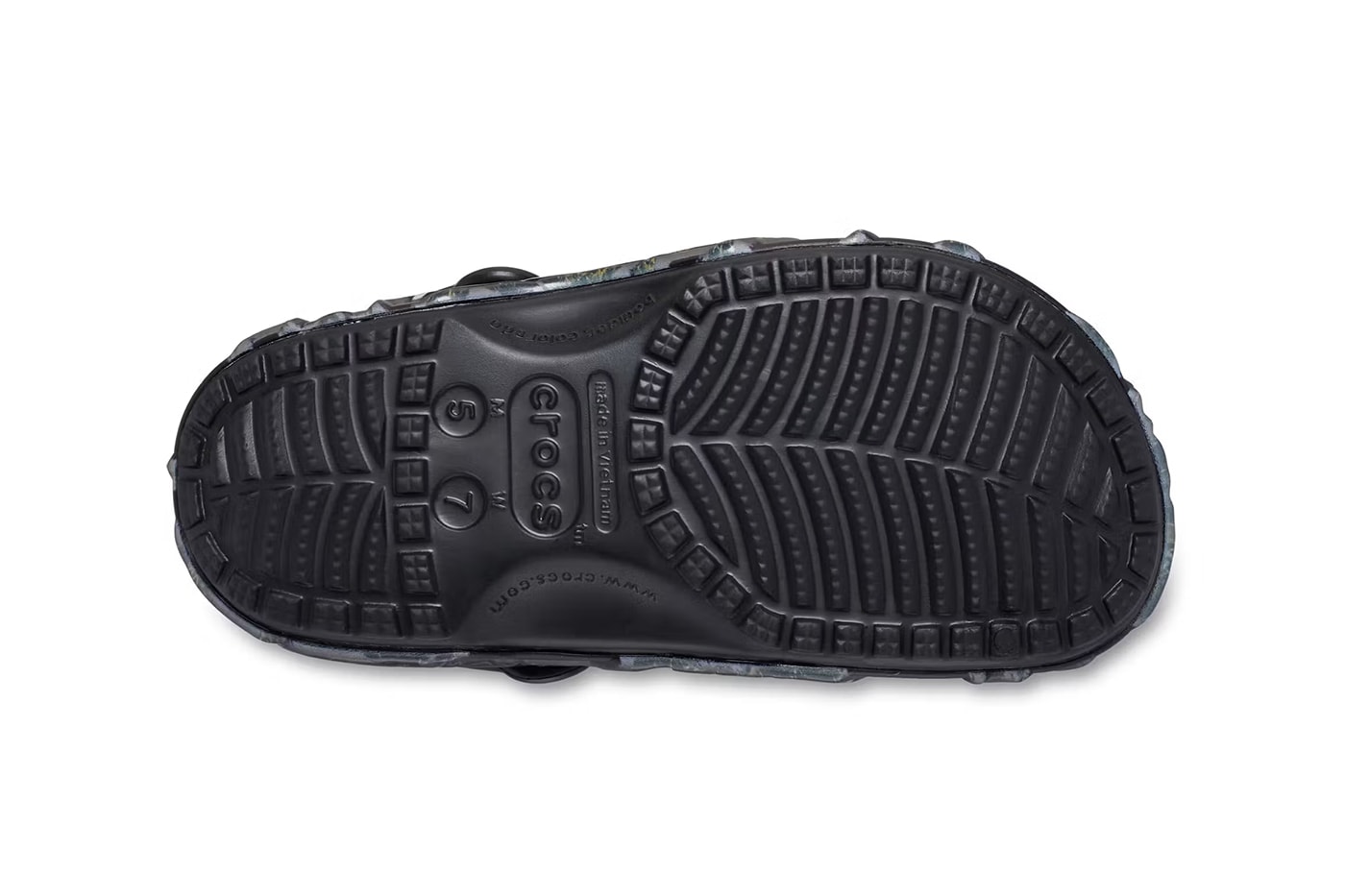 Stranger Things Crocs Classic Clog The Upside Down Hellfire Club Multi 212074-90H 211507-90H Release Info