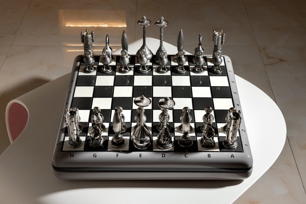 Taras Yoom Diamond Age Collection Limited Edition Chess Series Info