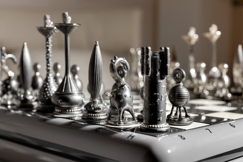 Taras Yoom Diamond Age Collection Limited Edition Chess Series Info