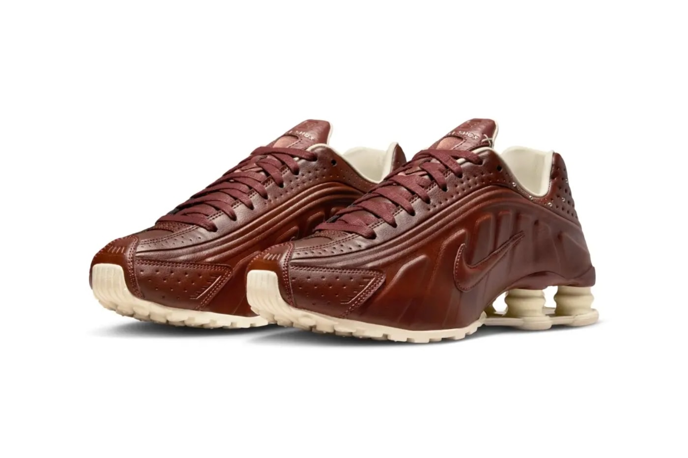 Nike Shox R4 Dark Pony IM6690-220 Release Info