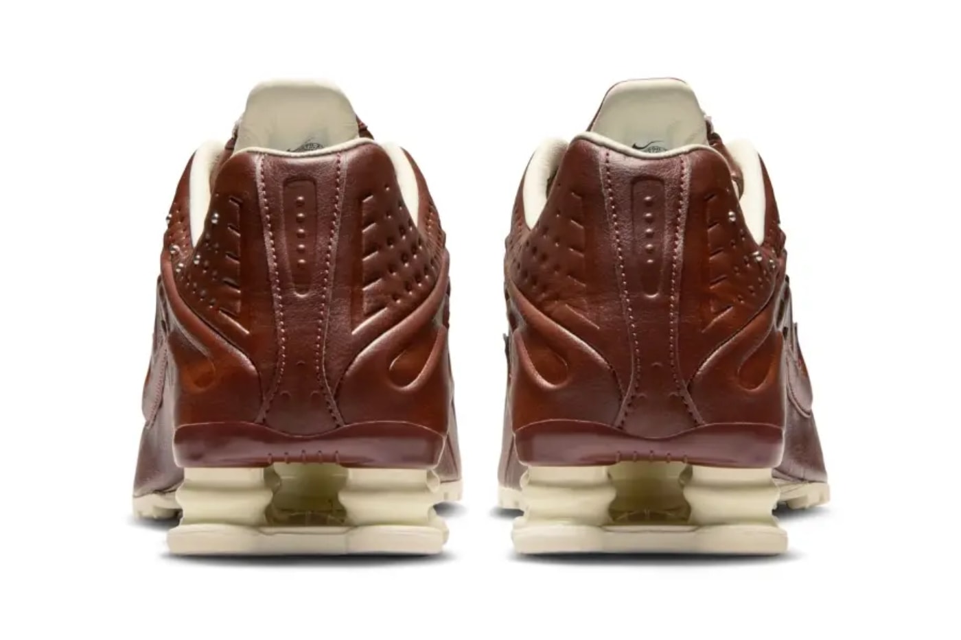 Nike Shox R4 Dark Pony IM6690-220 Release Info