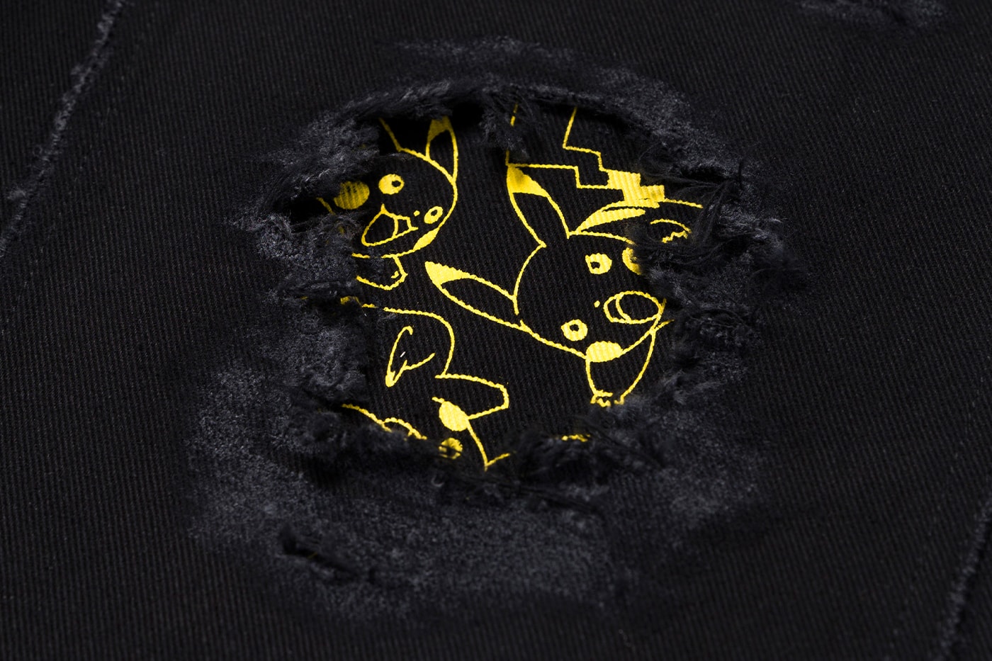 Pokémon 100 Thieves FW25 Capsule Release Date info store list buying guide photos price