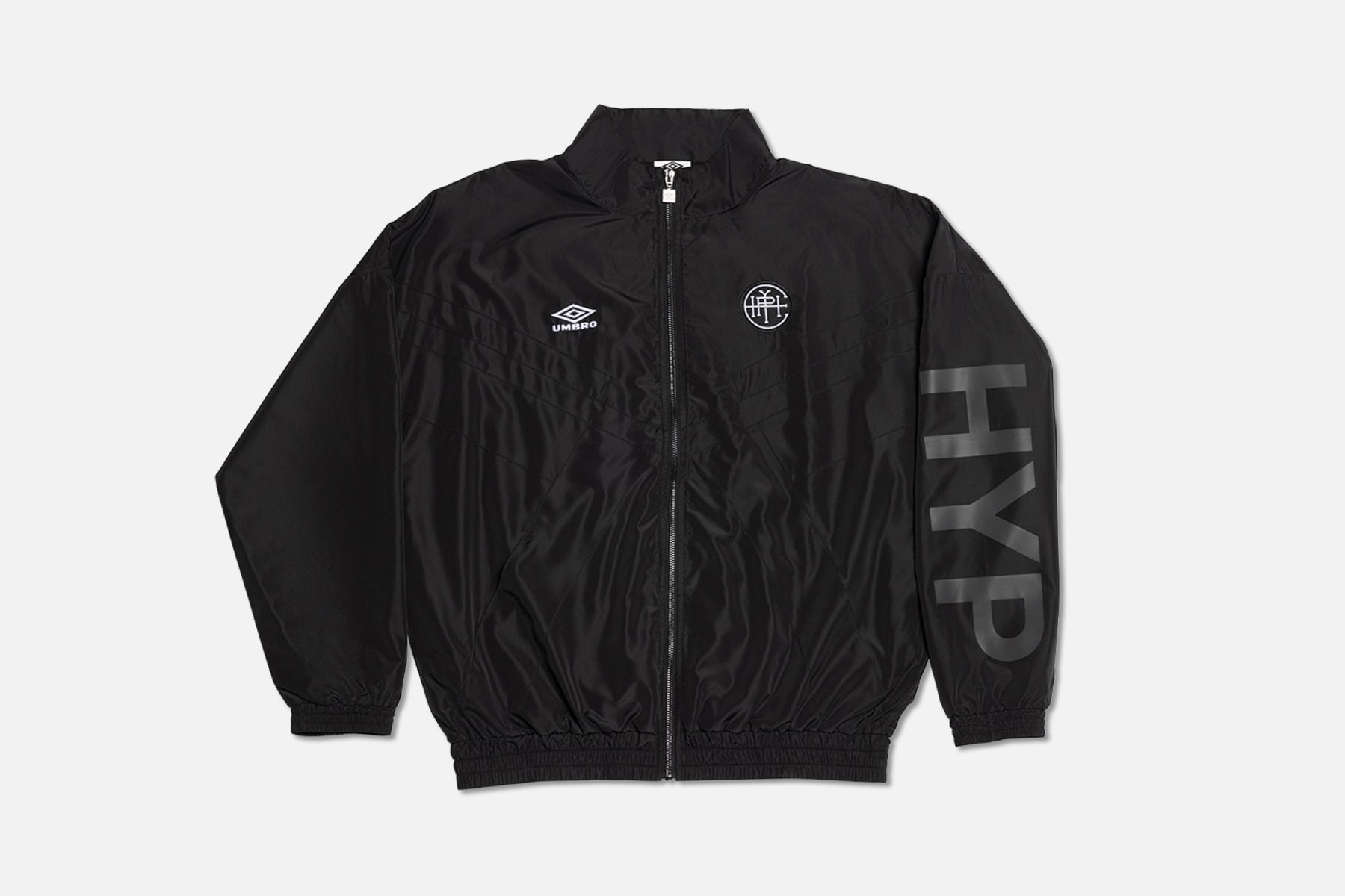 Umbro x Hypebeast
20TH ANNIVERSARY SPELLOUT TRACK JACKET & PANTS
