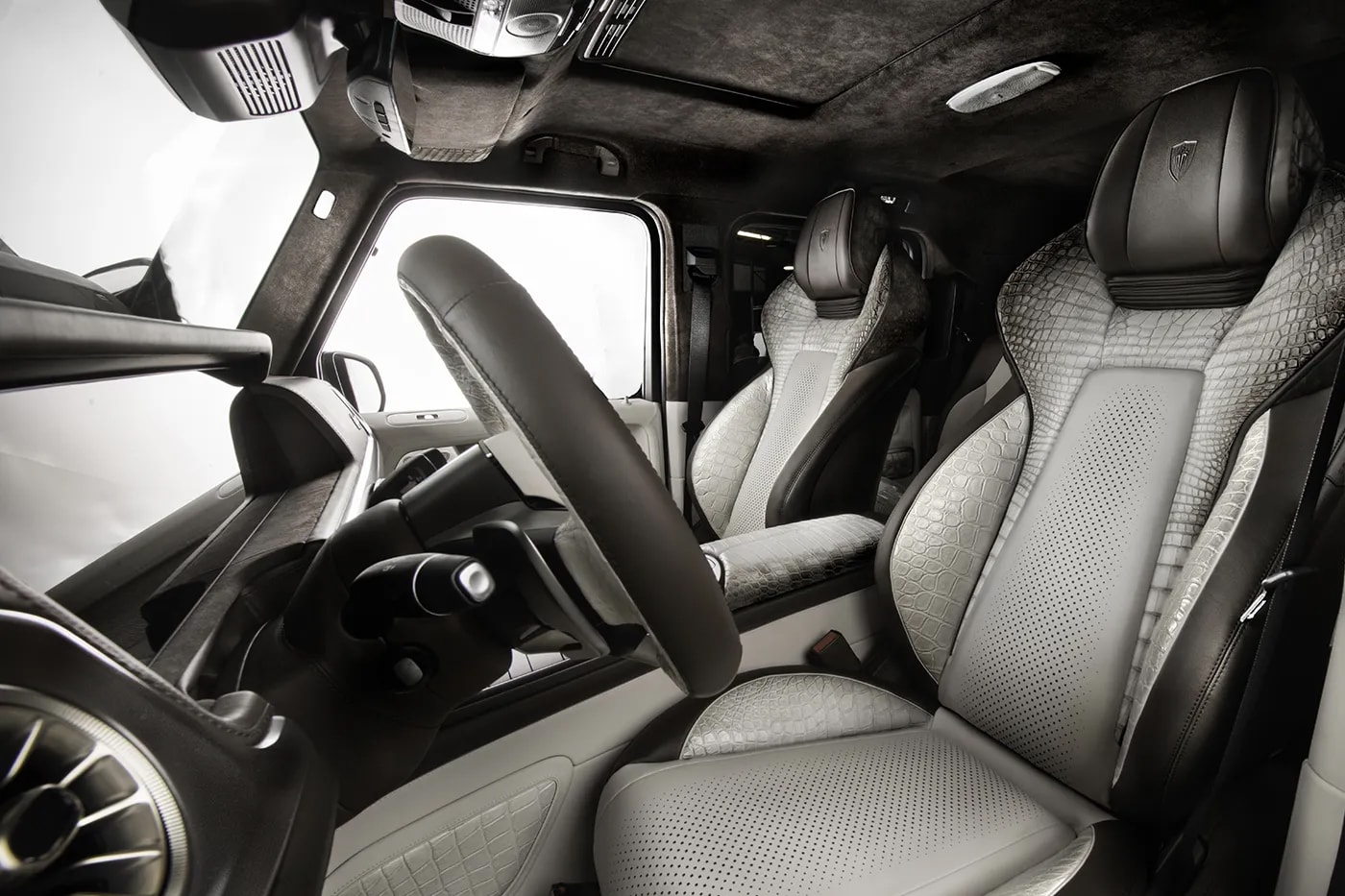 This Mercedes G-Wagen Costs $1.7 Million USD Due to Diamond Dust Paint modification custom mercedes benz carlex design