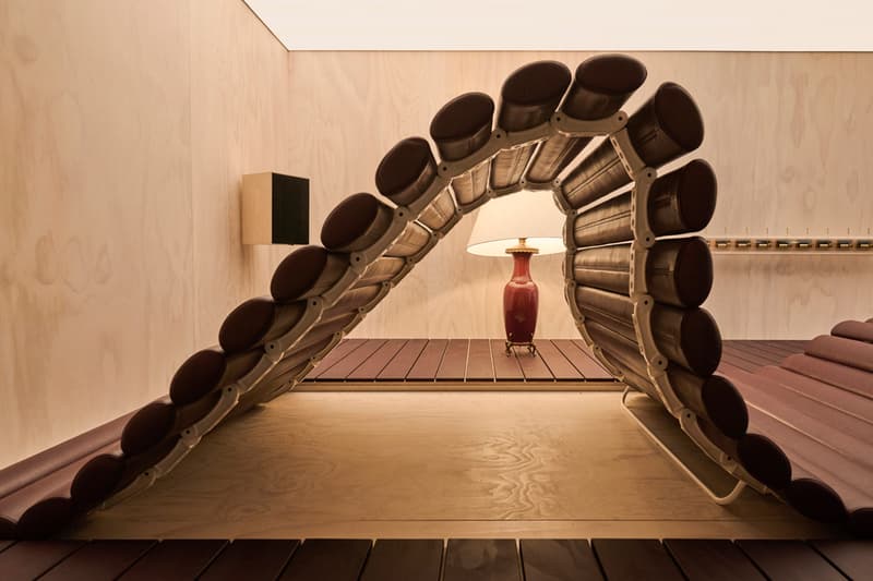 Articulated Floors Exhibit Pierre Paulin La Déclive