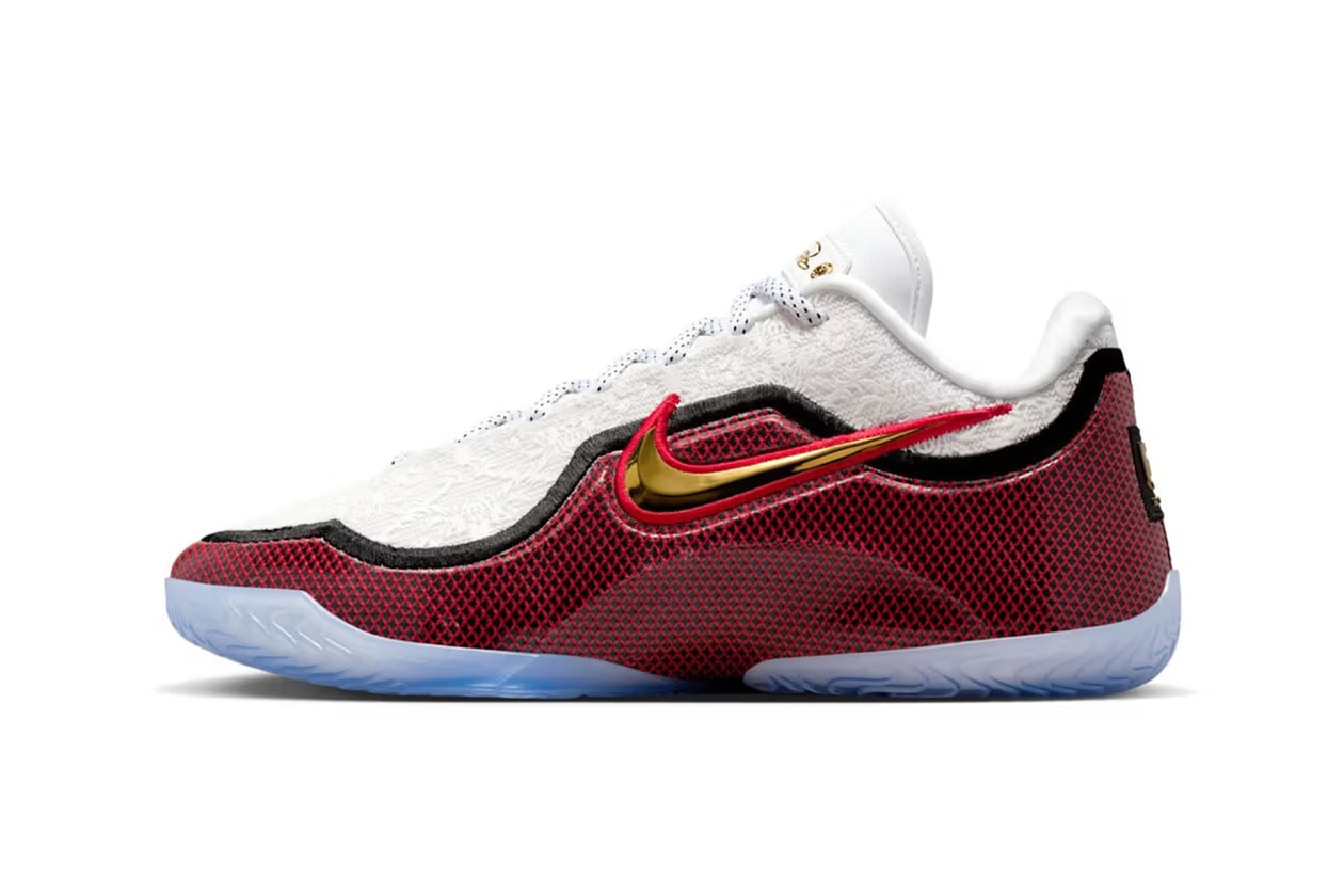 Migliori uscite sneaker ottobre 2025, settimana 4: Zion Williamson Air Jordan 1 Low OG Voodoo Alternate, UNDERCOVER OTW by Vans Old Skool 36 e Era 95, VandyThePink PUMA Suede, Nike Kobe 9 Elite Low Protro Moonwalker, New Balance MADE in USA 990v6 Driftwood e Dark Camo, Martine Rose Nike Shox MR4, Palace Nike Total 90 III, AURALEE New Balance T500, Nike LeBron 23 Grand Opening, Air Jordan 4 Hemp