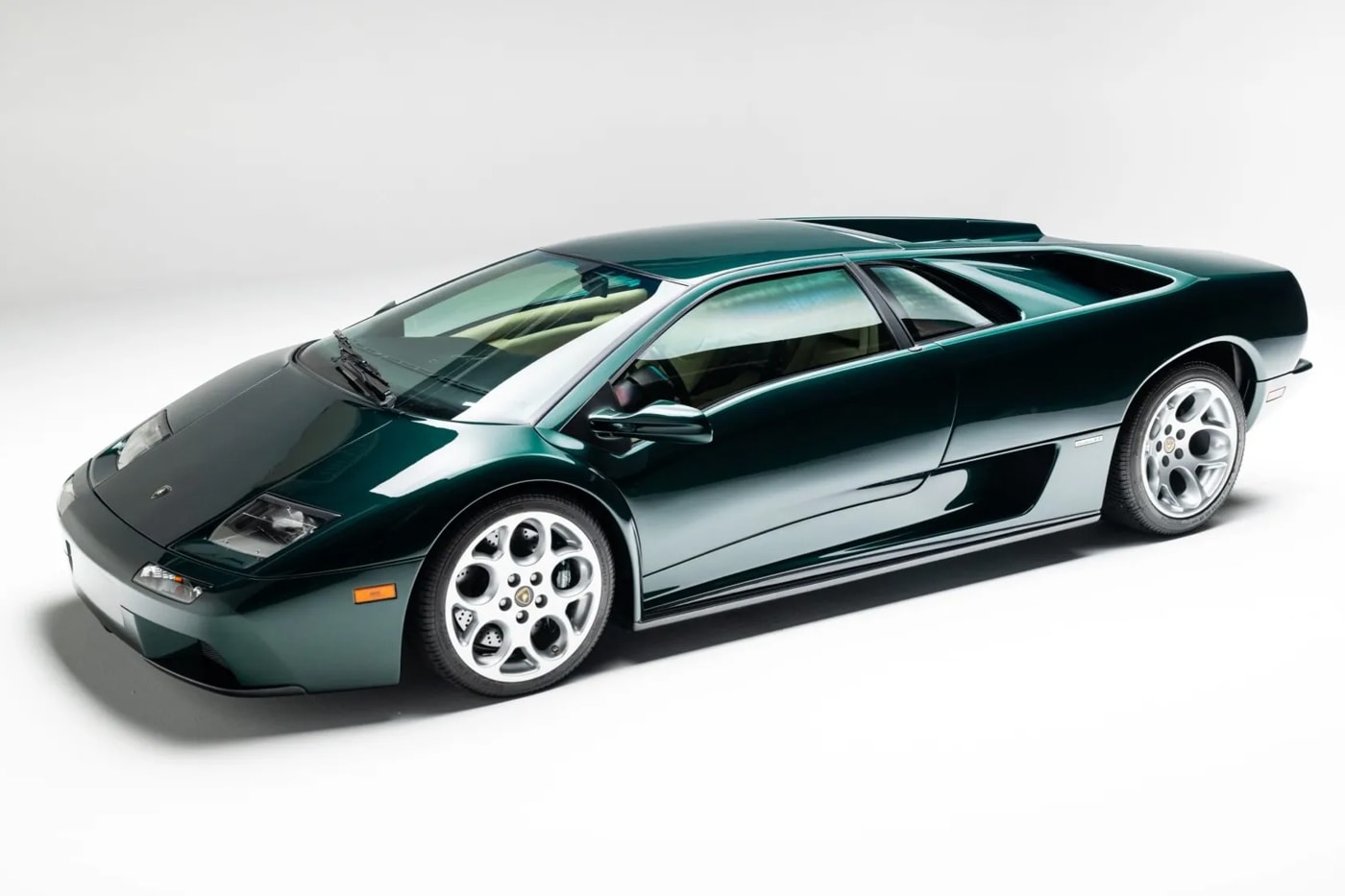 Rare 2001 Lamborghini Diablo VT 6.0 Supercar Hits the Auction Block bring a trailer verde hydra 2001 supercar italian raging bull collectors item