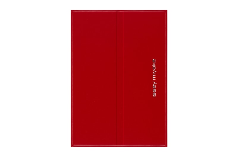 Issey Miyake Moleskine NOTE-A-NOTE Release Info