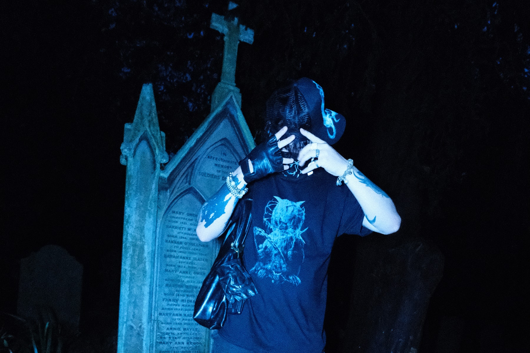 alex clayton british finnish artist artwork art gallery exhibition 