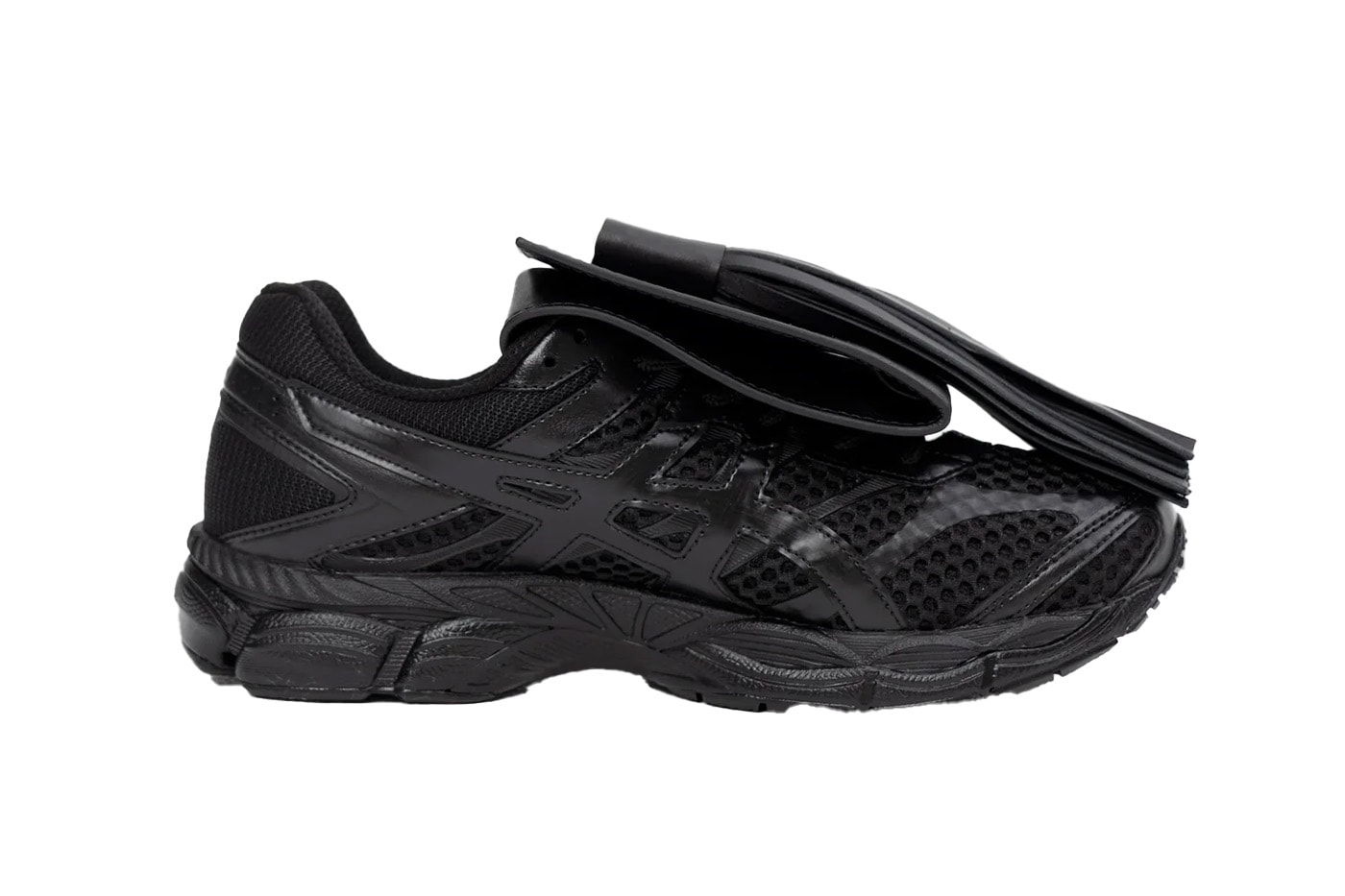 FIDAN NOVRUZOVA x ASICS GEL-CUMULUS 16  “Black” “Dark Cherry” Collaboration Release Info