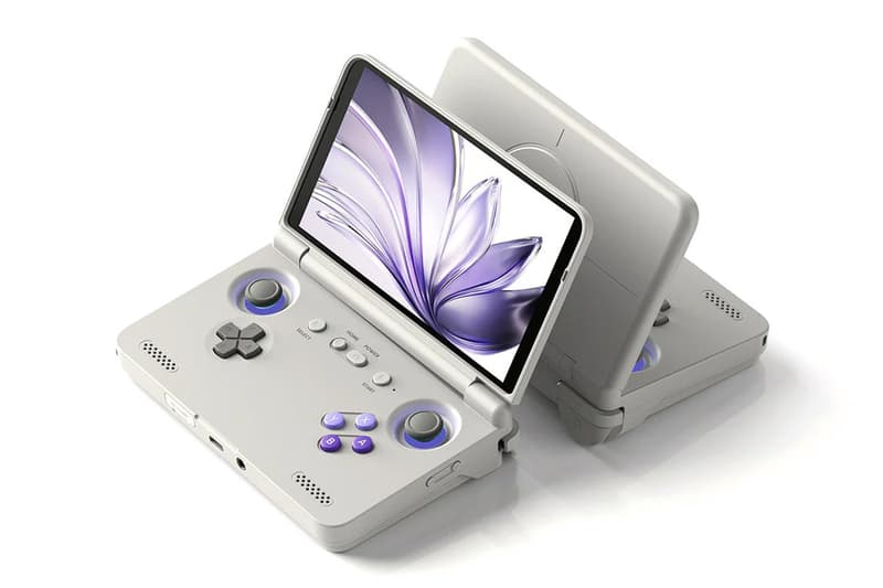 Soulja Boy promotes a clamshell handheld as outlets compare it to the Retroid Pocket Flip 2 amid licensing questions.