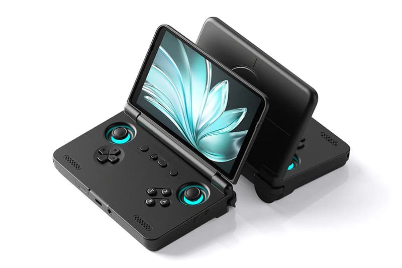 Soulja Boy promotes a clamshell handheld as outlets compare it to the Retroid Pocket Flip 2 amid licensing questions.