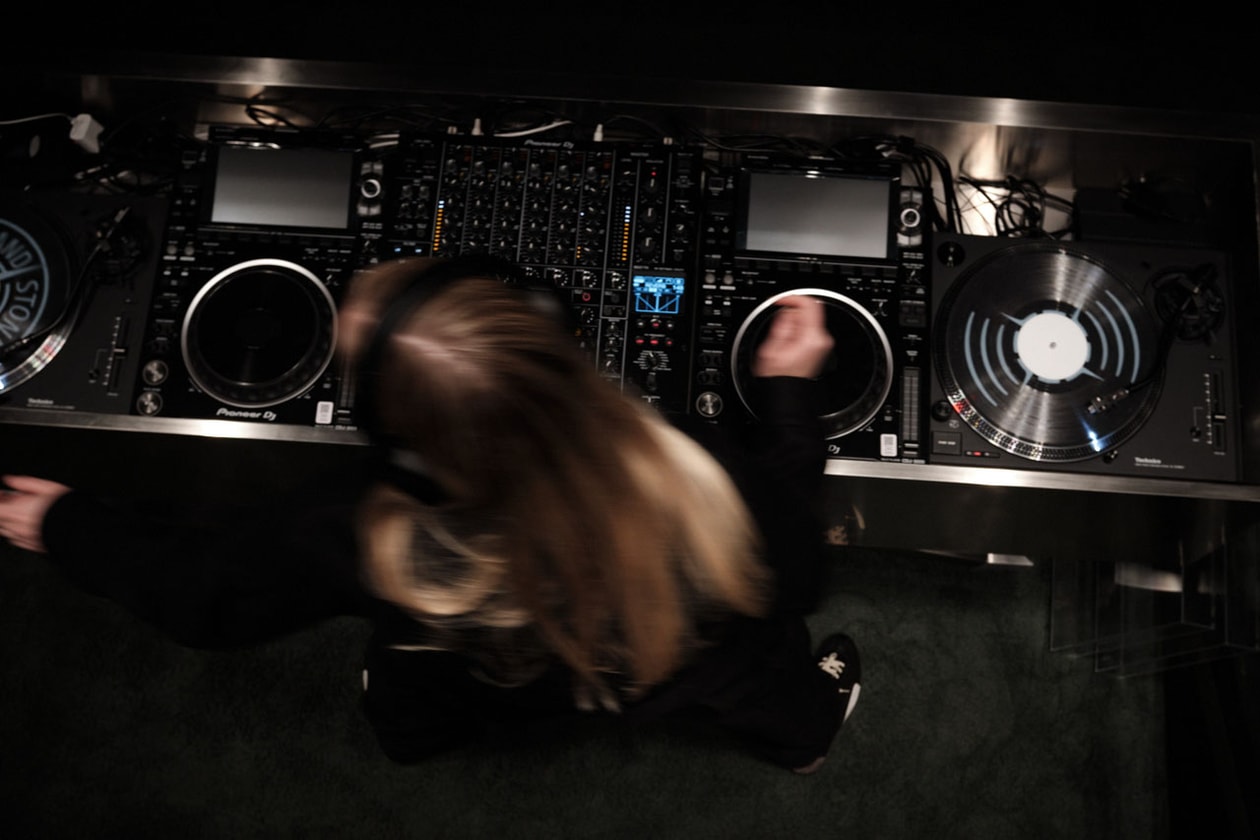 Narinig namin ang paunang bersyon ng susunod na proyekto ni Charlotte Day Wilson – panayam, Stone Island Sound