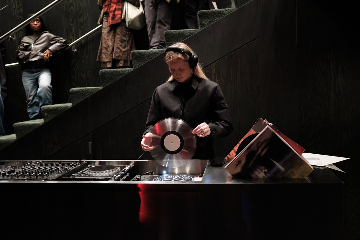 Narinig namin ang paunang bersyon ng susunod na proyekto ni Charlotte Day Wilson – panayam, Stone Island Sound