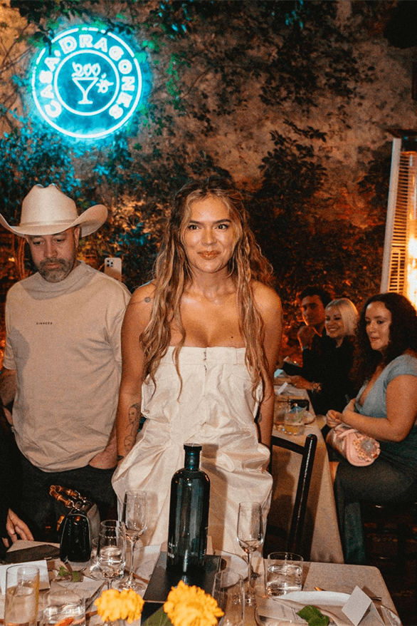 Karol G Casa Dragones San Miguel de Allende 200 Copas