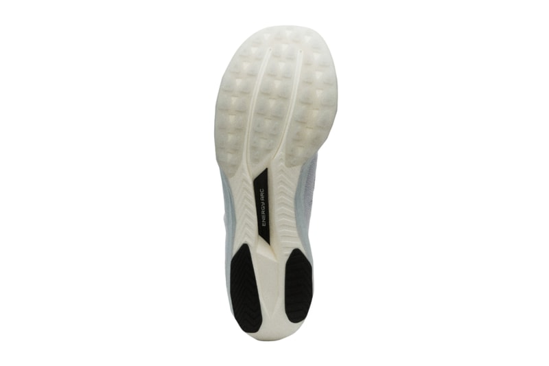 District Vision New Balance FuelCell SC Elite v5 bone pearl gray Release Info