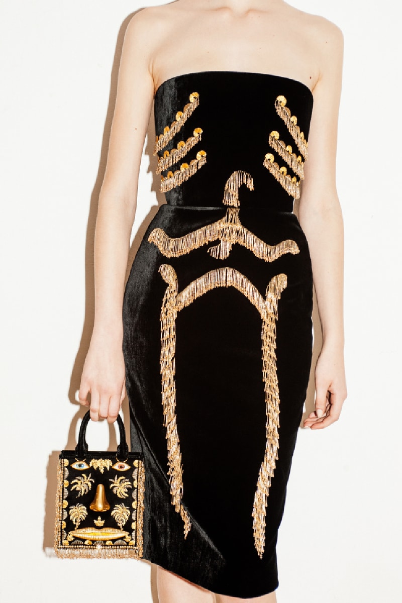 schiaparelli leather dress We're still processing this one. A sculpted future, liquid leather, and celestial jewels@schiaparelli Haute Couture FW25/26 by @DanielRoseberry is pure art. Definitely wishlisted. What else makes the list? Only time will tell. #