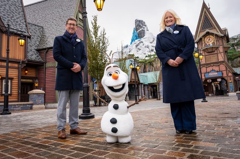 Disney Next-Generation Robotic Olaf Arrives World of Frozen Disneyland Paris Hong Kong