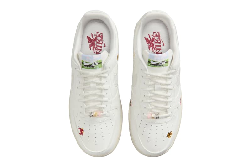 Nike Air Force 1 Low Dunk Low Year Of The Horse Sail Phantom Team Crimson Phantom Sail White Linen Phantom Neutral Olive Dark Hazel IQ1143-100 IQ1119-011 IQ1118-220