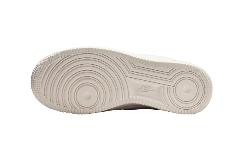 Nike Air Force 1 Low Dunk Low Year Of The Horse Sail Phantom Team Crimson Phantom Sail White Linen Phantom Neutral Olive Dark Hazel IQ1143-100 IQ1119-011 IQ1118-220