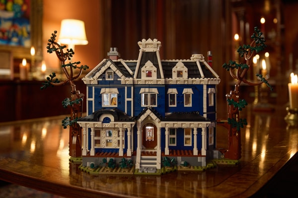 LEGO Icons netflix Stranger Things Creel House Set 11370 Release Info