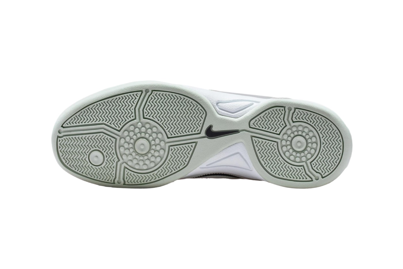 Nike Total 90 III Iridescent IM3500-100 Release Info