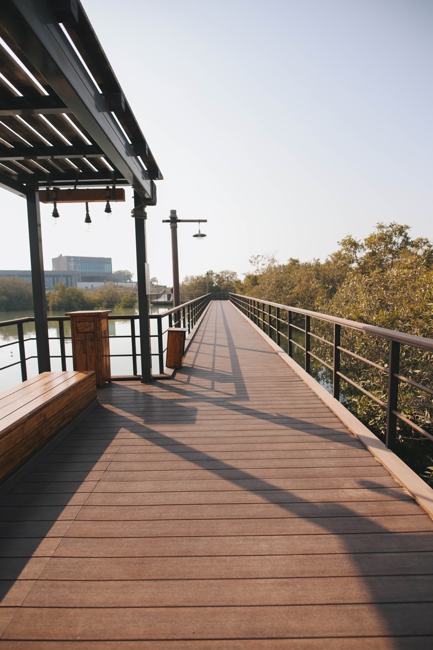 abu dhabi dct travel series fount lighthouse niri erth jubail mangrove park 421 arts campus temalb phenomena abu dhabi Marwan Osama Mootassem Rahma Omar Almahri