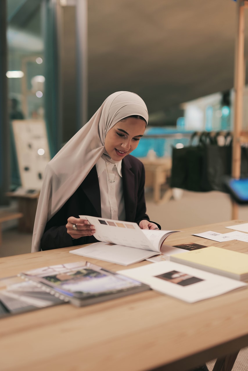 abu dhabi dct travel series fount lighthouse niri erth jubail mangrove park 421 arts campus temalb phenomena abu dhabi Marwan Osama Mootassem Rahma Omar Almahri