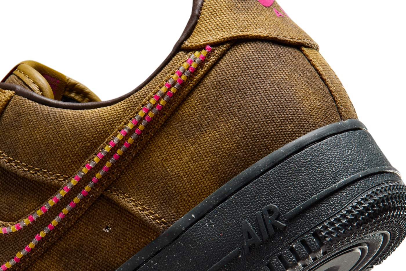 Nike Air Force 1 Low “Boucle” Release Info IO4474-300 Desert Moss/Fierce Pink-Midwest Gold-Baroque Brown decembe release