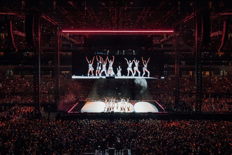 TWICE THIS IS FOR World Tour Review Nayeon, Jeongyeon, Momo, Sana, Jihyo, Mina, Dahyun, Tzuyu Chaeyoung