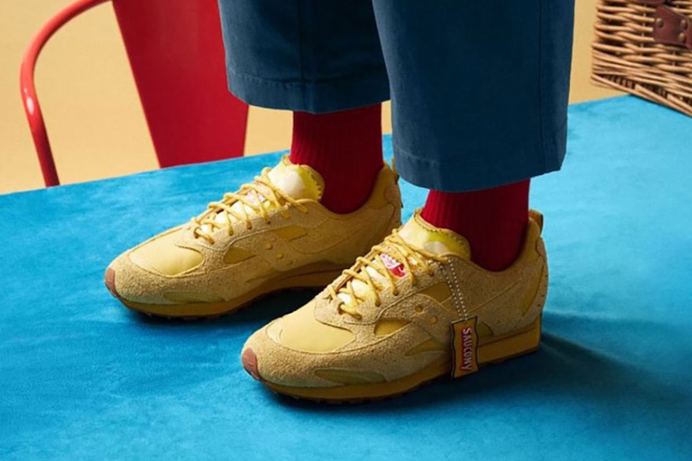 Saucony Gets Chippy With Latest Lay's Collaborative Collection Cohesion 2K trainer 80x grid fusion china