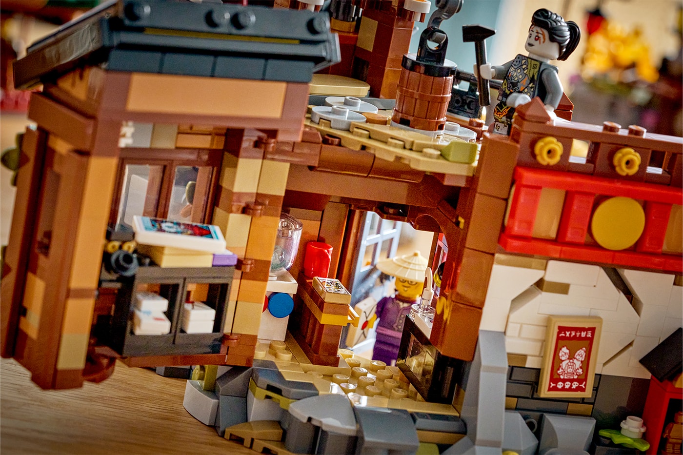 LEGO® NINJAGO® Unveils the 15th Anniversary "The Old Town" Set 23 minifigures toys Young Wu, Young Garmadon, and The First Spinjitzu Master