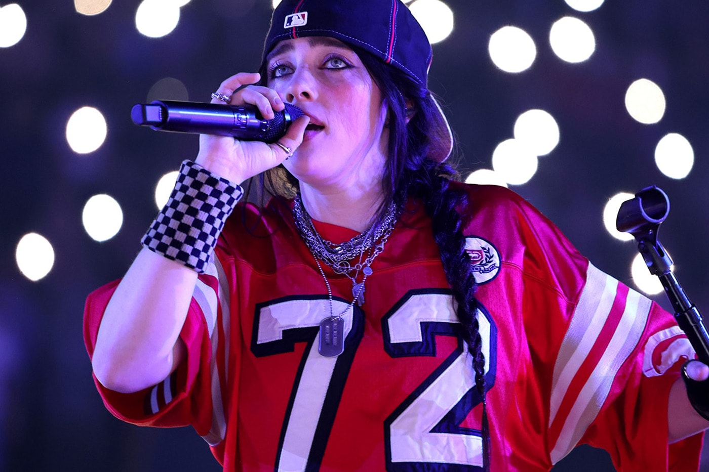 Billie Eilish james cameron HIT ME HARD AND SOFT: THE TOUR LIVE IN 3D concert film Trailer Stream
