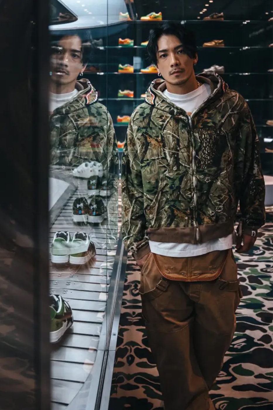 ©SAINT Mxxxxxx BAPE 5th Collaboration Collection Release Info SHARK HOODIE Banknote Stool