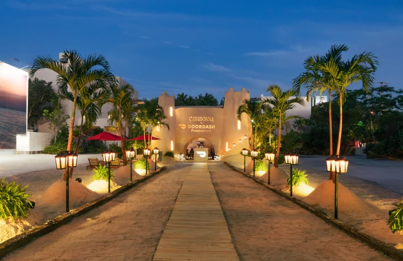 DoorDash Introduces One-of-a-Kind Dining Experience: Sand CastleDonna 